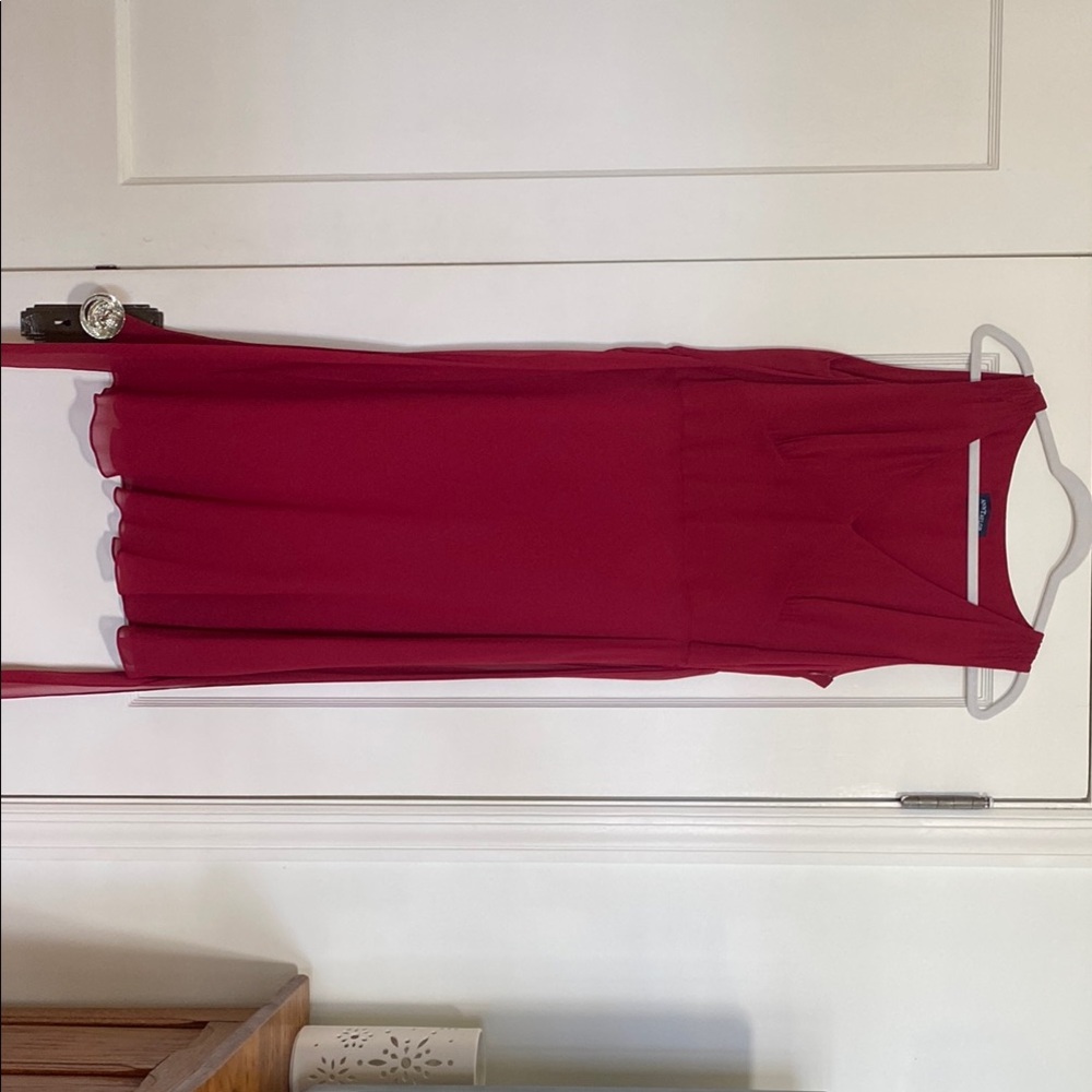 Elegant Red Sleeveless Dress